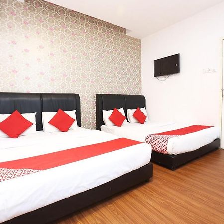 Oyo 717 Mr J Hotel Wakaf Che Yeh 2 Exteriér fotografie