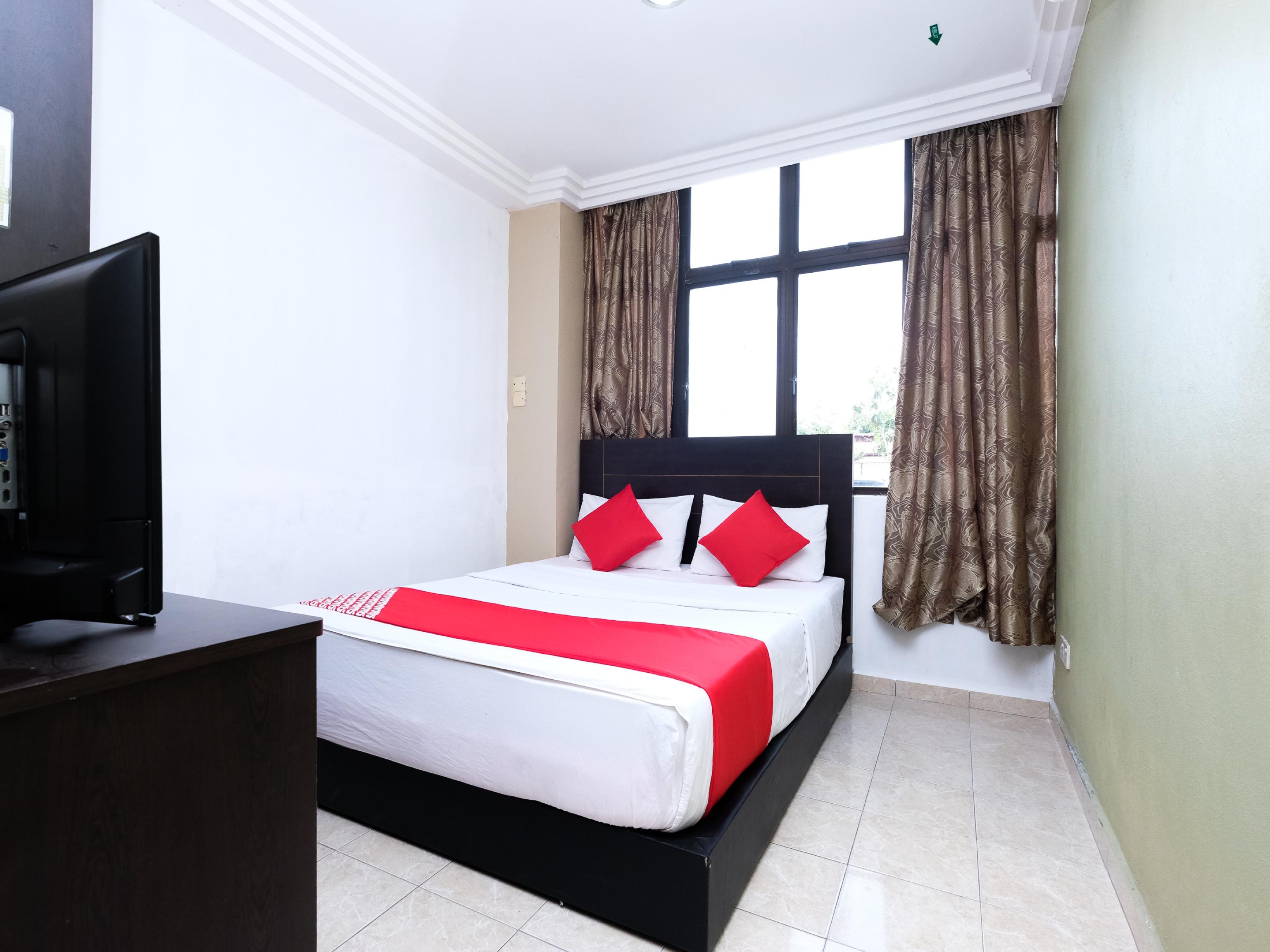 Oyo 717 Mr J Hotel Wakaf Che Yeh 2 Exteriér fotografie