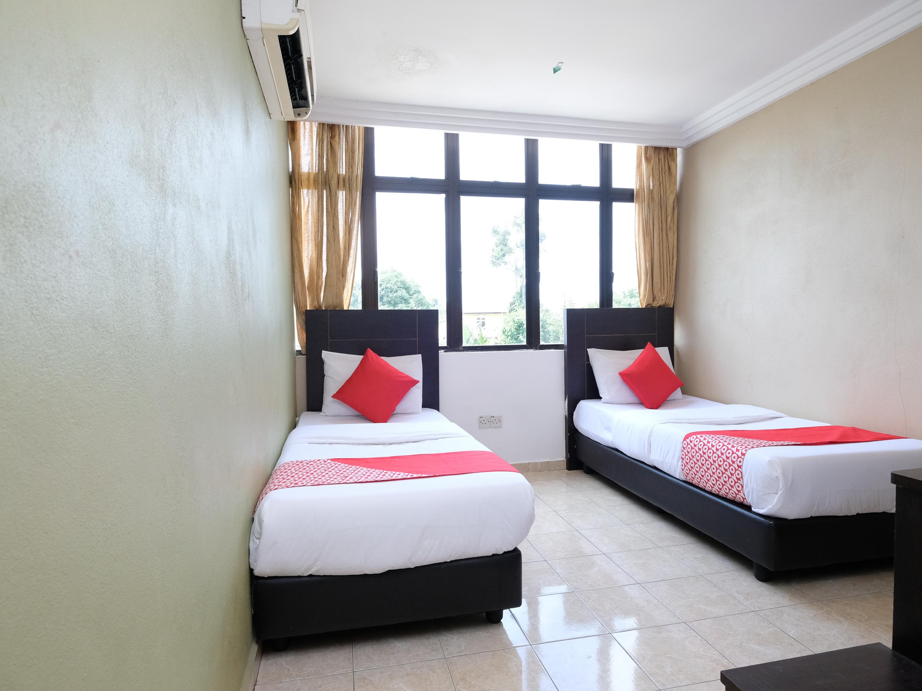 Oyo 717 Mr J Hotel Wakaf Che Yeh 2 Exteriér fotografie
