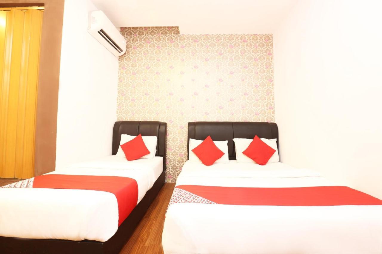Oyo 717 Mr J Hotel Wakaf Che Yeh 2 Exteriér fotografie